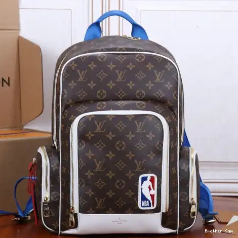 2207YA0001 LV Bag 0329